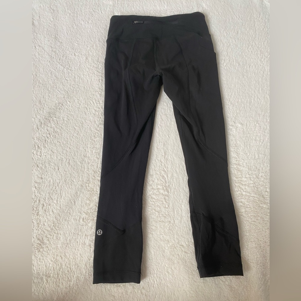 Lululemon black leggings size 2!!